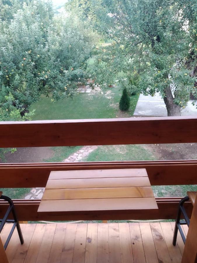 Вилла Apple House Цетине Экстерьер фото