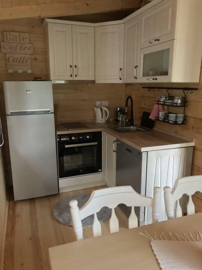 Вилла Apple House Цетине Экстерьер фото